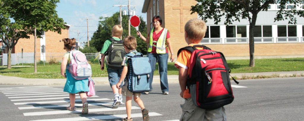 walking_to_school-1200x480